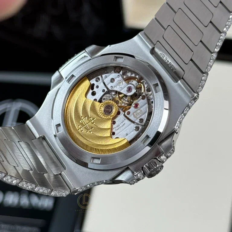 Patek Philippe Nautilus 5711 40mm Up Full 3000pcs Moissanite Pave Hong Kong