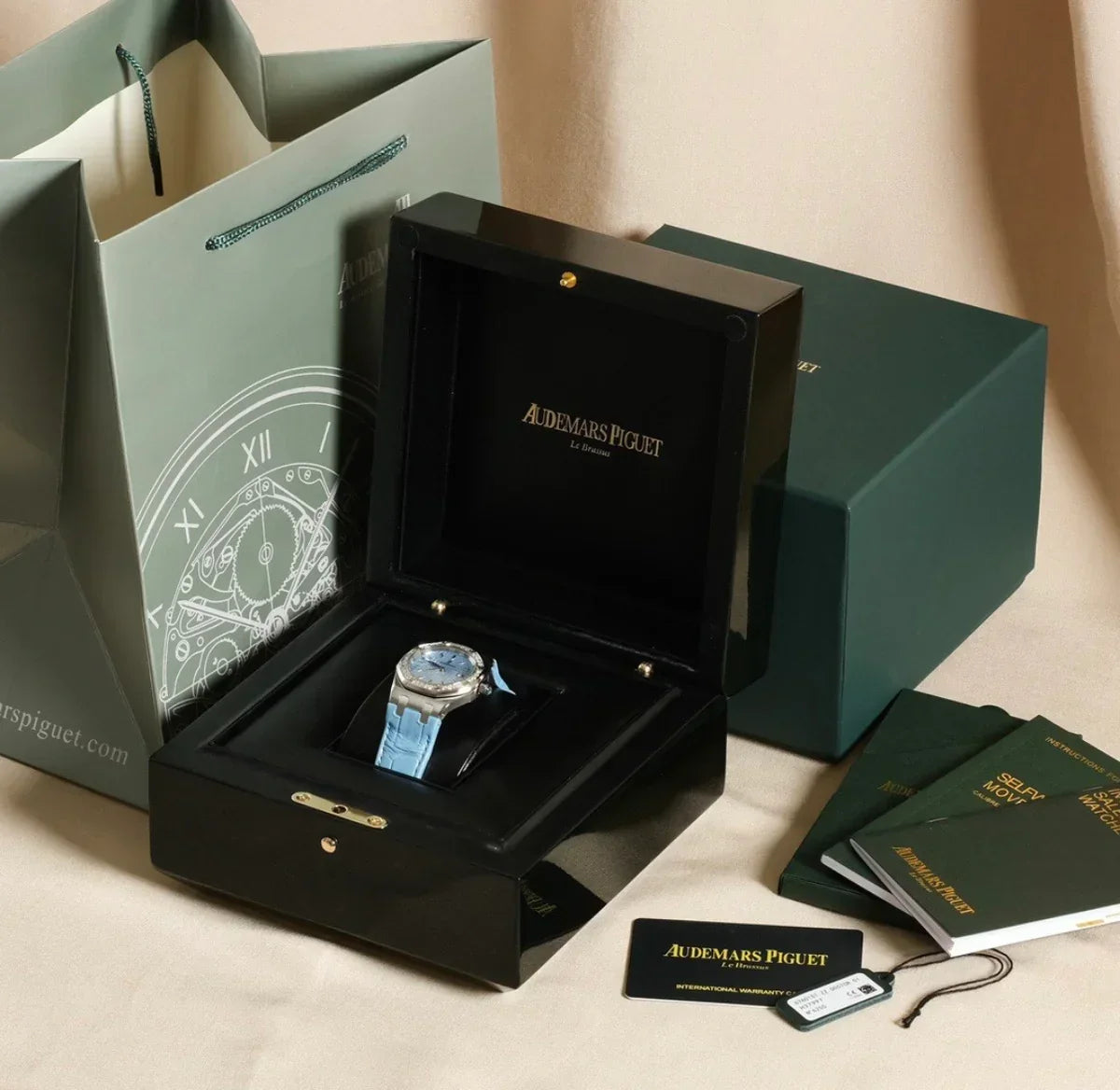 Audemars Piguet Royal Oak Lady 67601ST.ZZ.D302CR.01