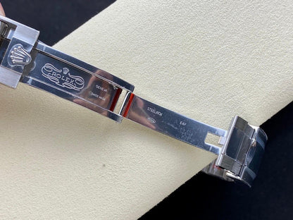 Rolex Yacht-Master - “Smurf blue”