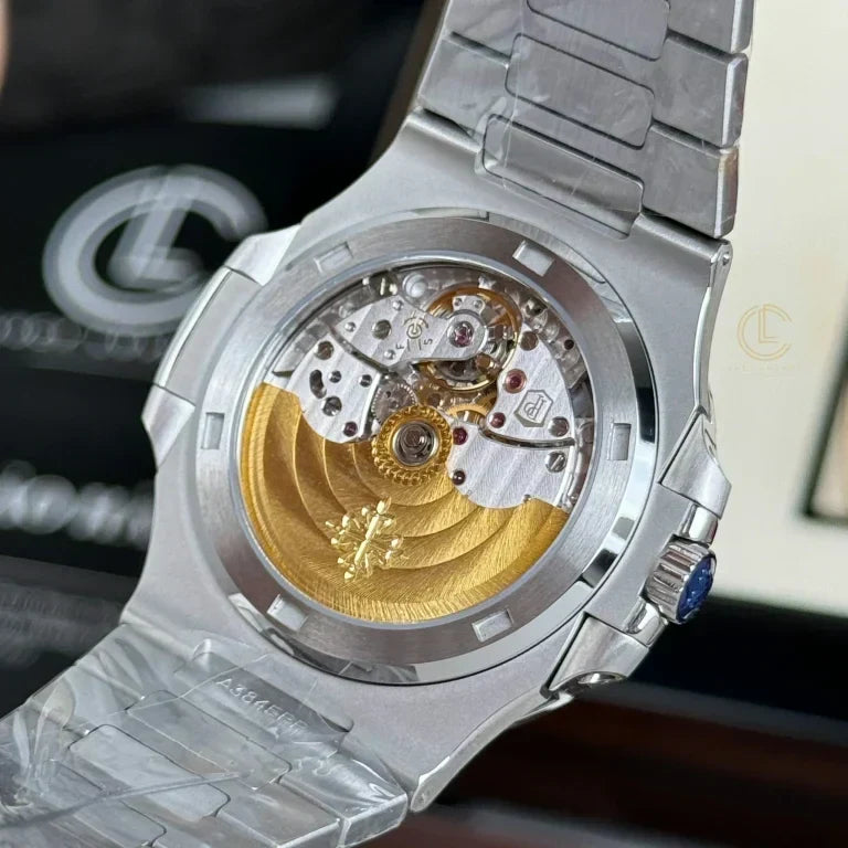 Patek Philippe Nautilus 5711/1A-011 40mm White Dial