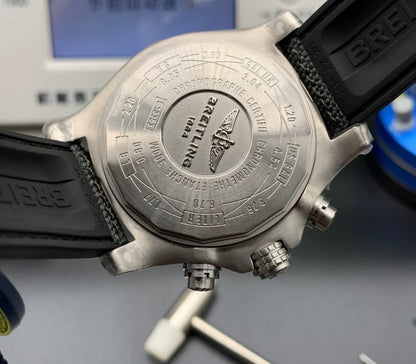 Breitling-“Night Mission”