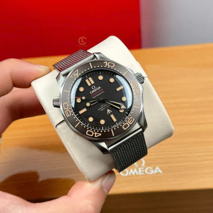 Omega Seamaster Diver “James Bond 007 Edition” 42mm Black Dial Titanium