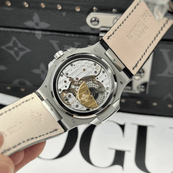 Patek Philippe Nautilus 5724G-001 40mm V3 2025