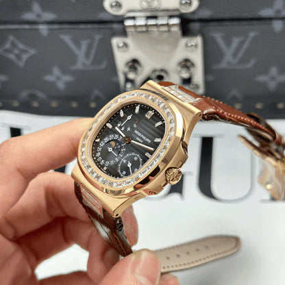 Patek Philippe Nautilus 5724R-001 40mm
